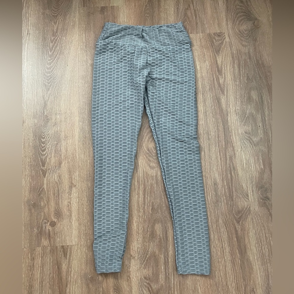 Women’s Shein Large Honeycomb Textured Leggings
